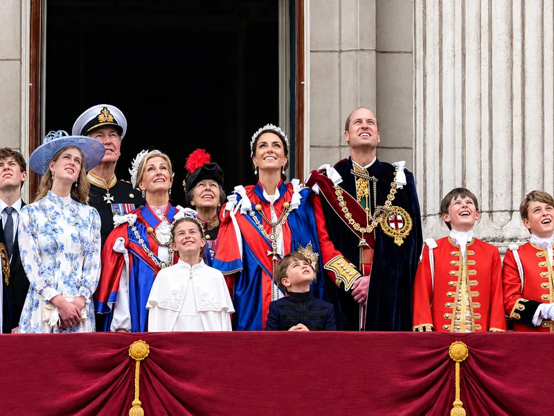Ban công cung điện Buckingham gắn với nhiều nghi lễ Hoàng gia Anh